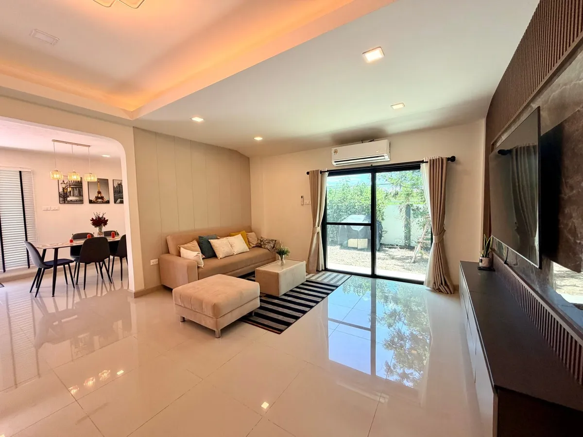 Modern Single Story house 3 bedrooms 2 bathrooms in East Pattaya for RENT photo 3