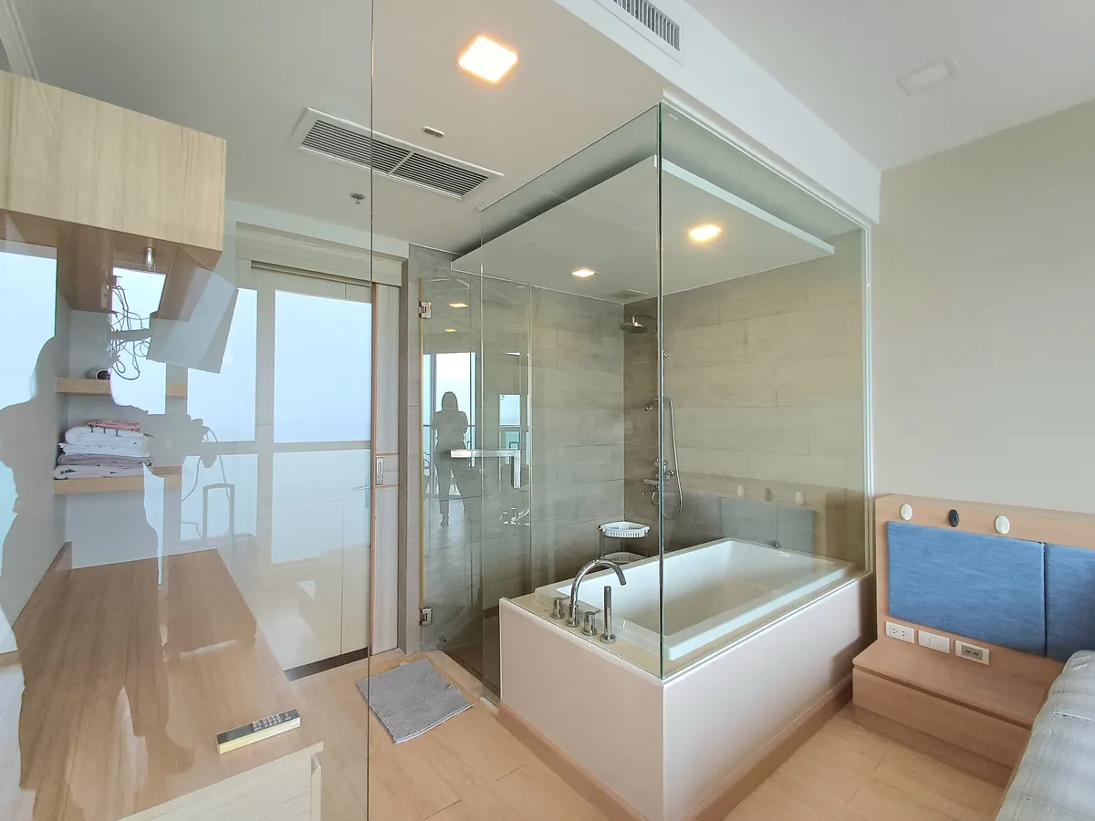 Beachfront stunning seaview 1 bedroom 1 bahtroom in Cetus Jomtien for RENT photo 6