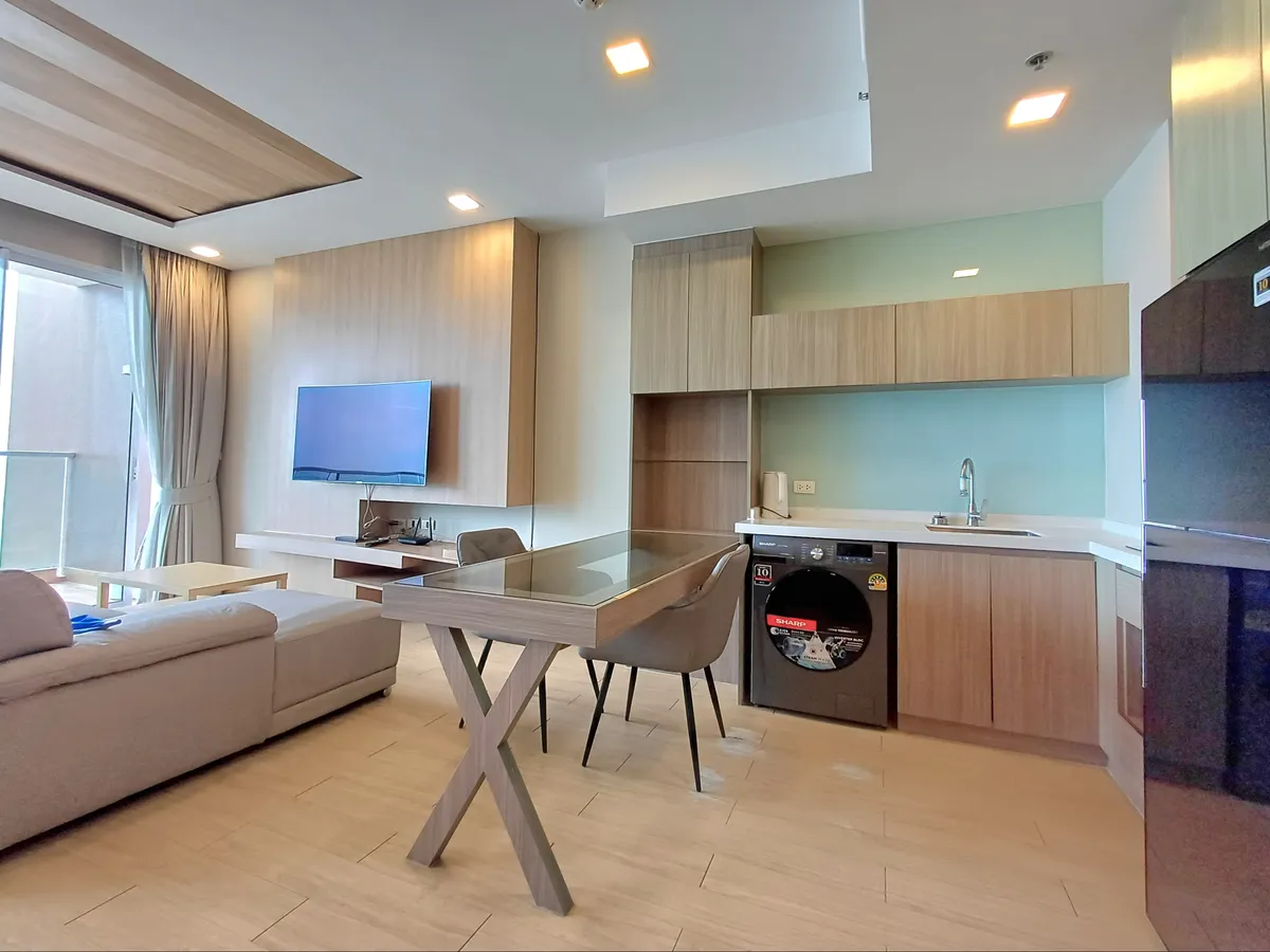 Beachfront stunning seaview 1 bedroom 1 bahtroom in Cetus Jomtien for RENT photo 2