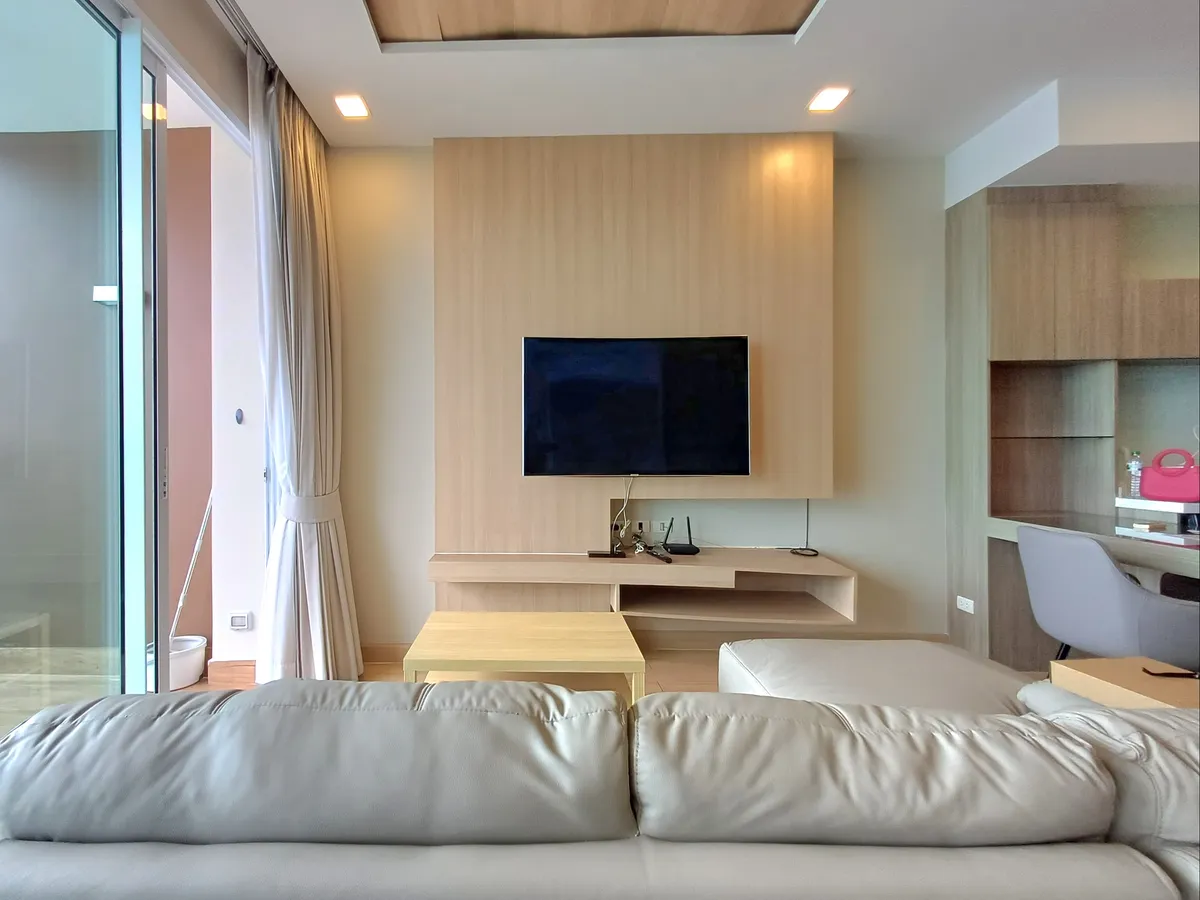 Beachfront stunning seaview 1 bedroom 1 bahtroom in Cetus Jomtien for RENT photo 4