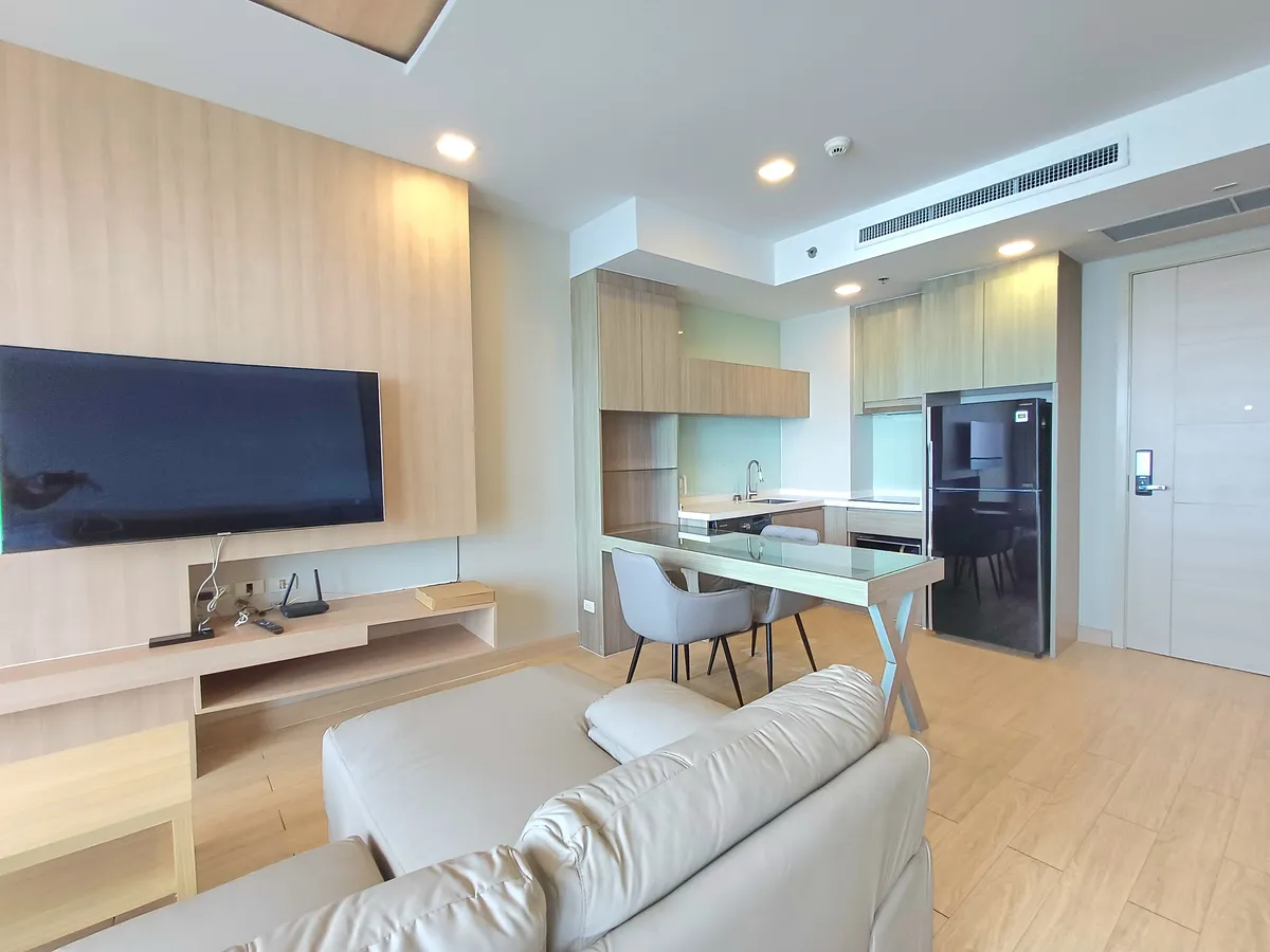 Beachfront stunning seaview 1 bedroom 1 bahtroom in Cetus Jomtien for RENT photo 5