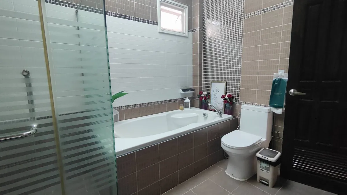 Pool villa for rent 3 Bedrooms 2 Bathrooms in Huay yai photo 16