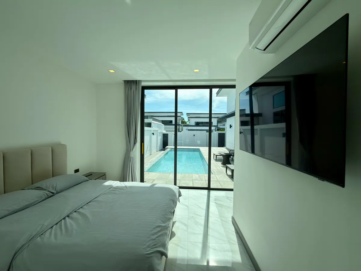 Modern three bed villa by Chaknok Lake photo 14