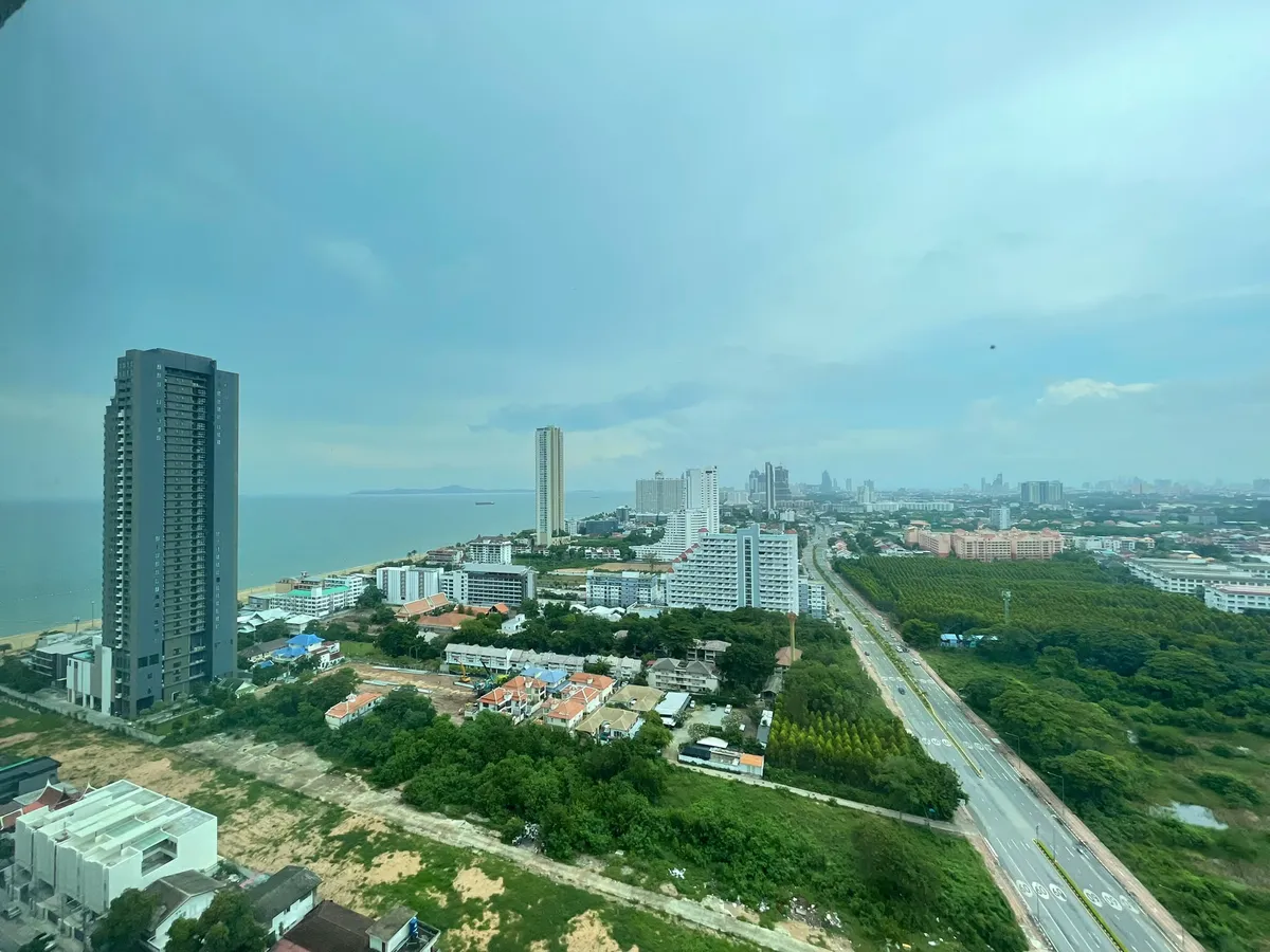 Beachfront Lumpini Seaview 1 Bedroom for Sale