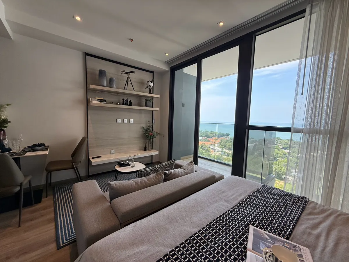 Sea view studio for sale at Andromeda