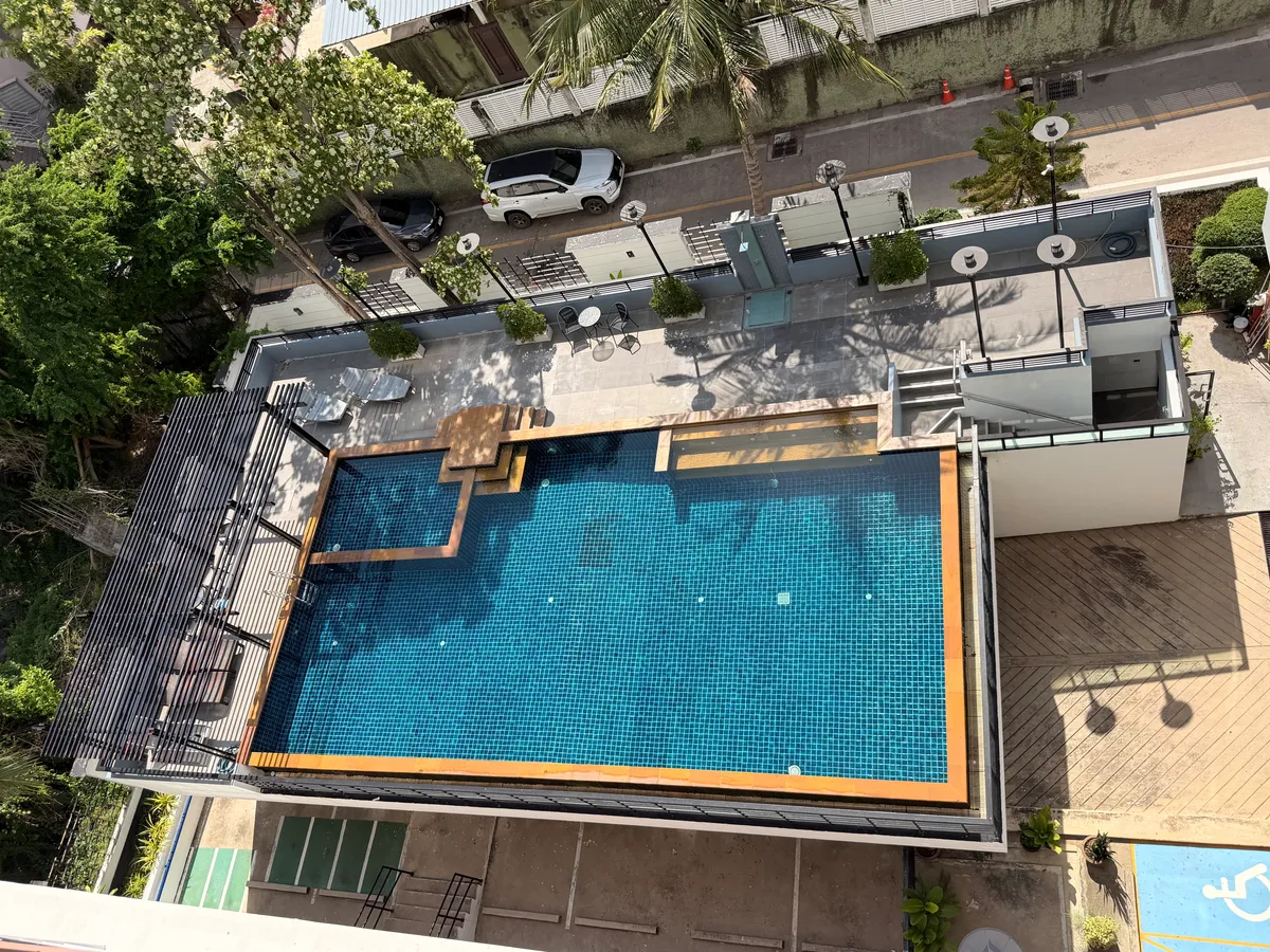 คอนโดใจกลางเมืองติดห้างอะเวนิว สำหรับขาย One Bedroom Condo For Sale in Central photo 13