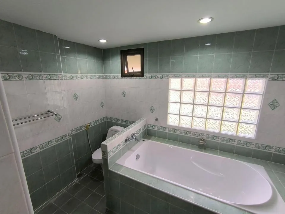 House For Sale In East Pattaya photo 5