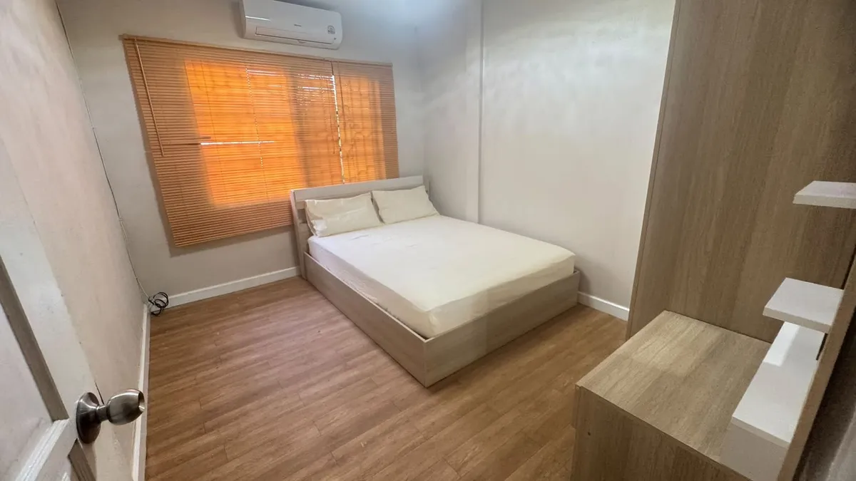 Town House For Rent 2 Bedroom 2 bathroom photo 4