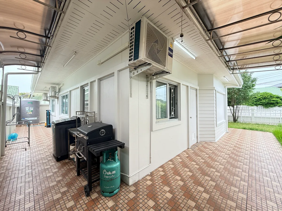 3 Bedrooms 2 Bathrooms in East Pattaya photo 15