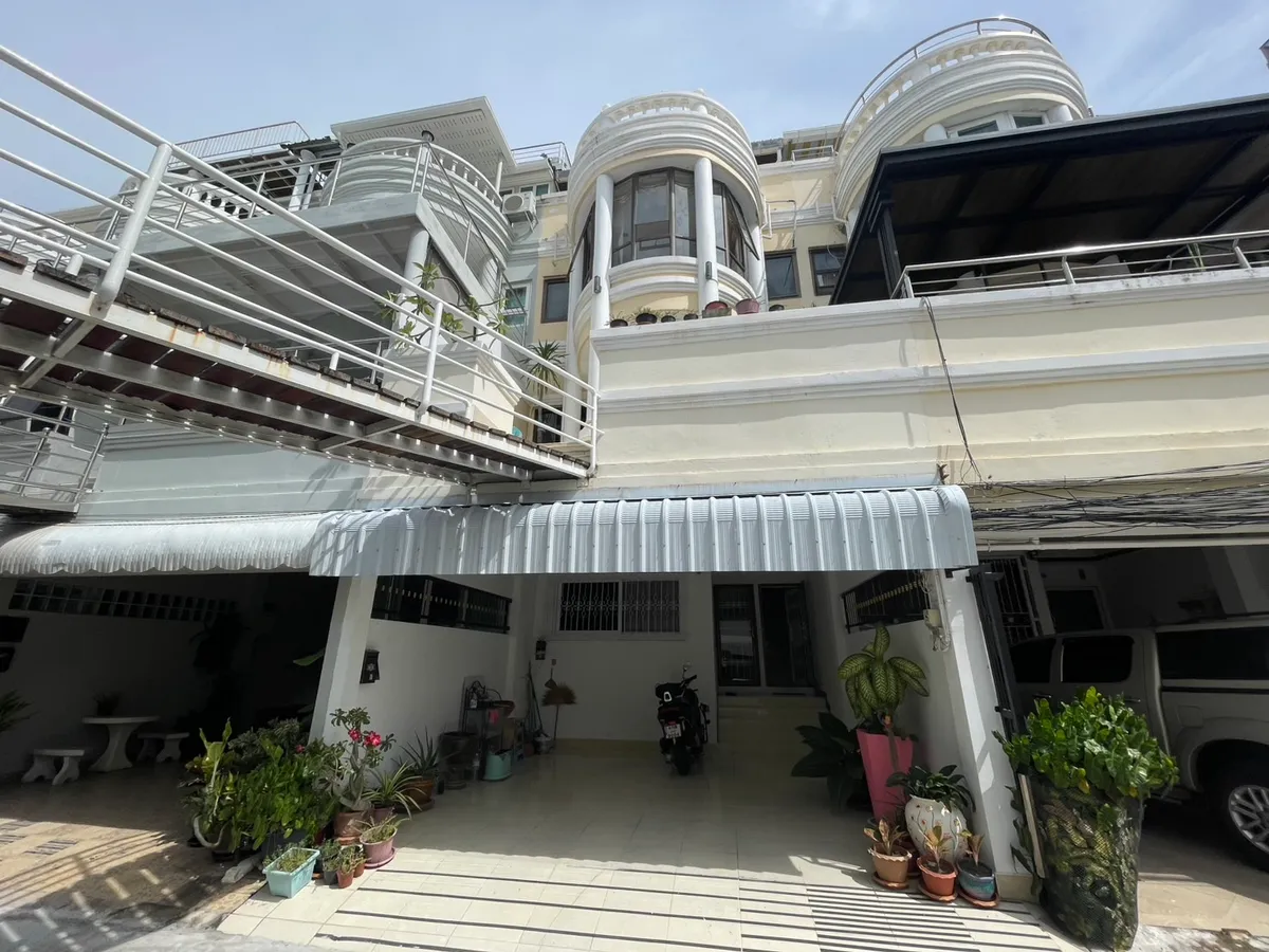 The Royal Belleview Penthouse Townhouse For Rent In Cozy Beach
