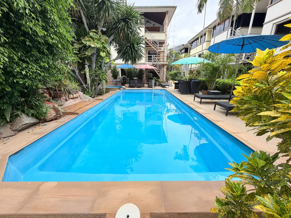 Pet friendly First and Second floor villa for rent ( communal pool) photo 14