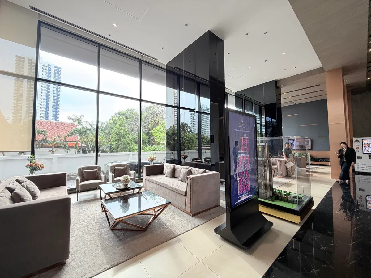 Luxury one bedroom condo for Rent In Prahtamnak