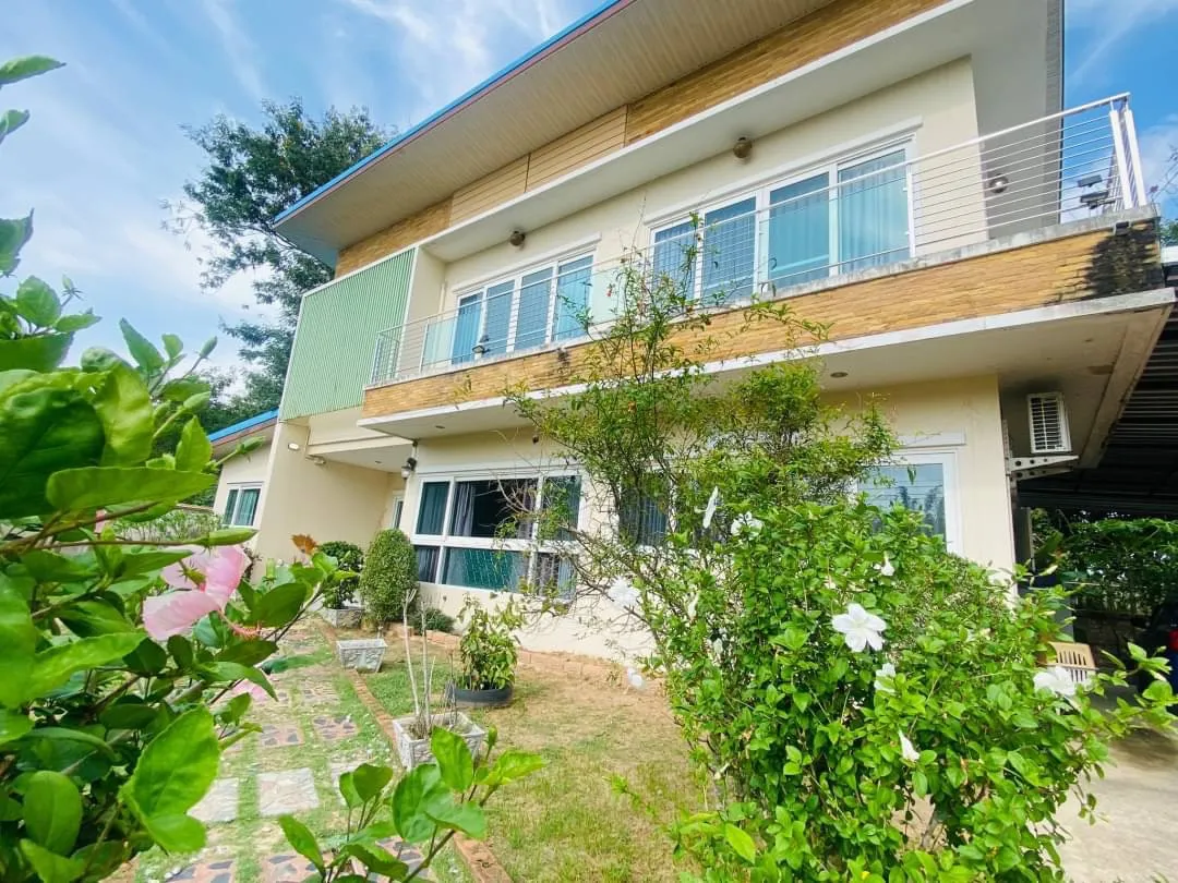 2 Story house 4 Bedrooms 5 Bathroom in East Pattata