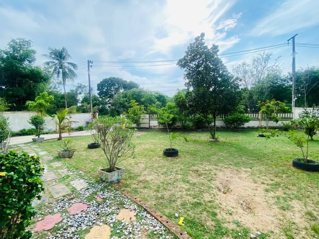2 Story house 4 Bedrooms 5 Bathroom in East Pattata photo 2