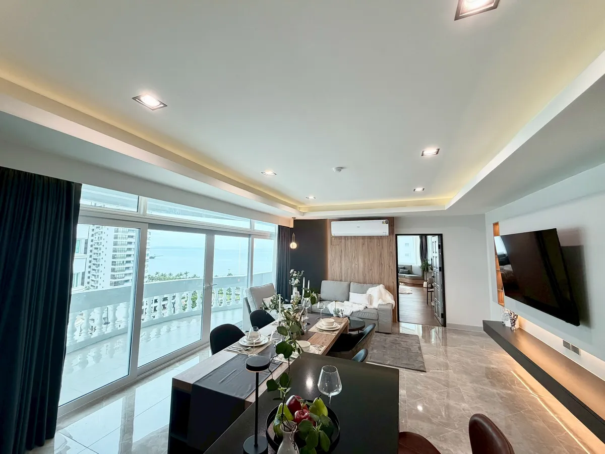 Jomtien Complex photo 14