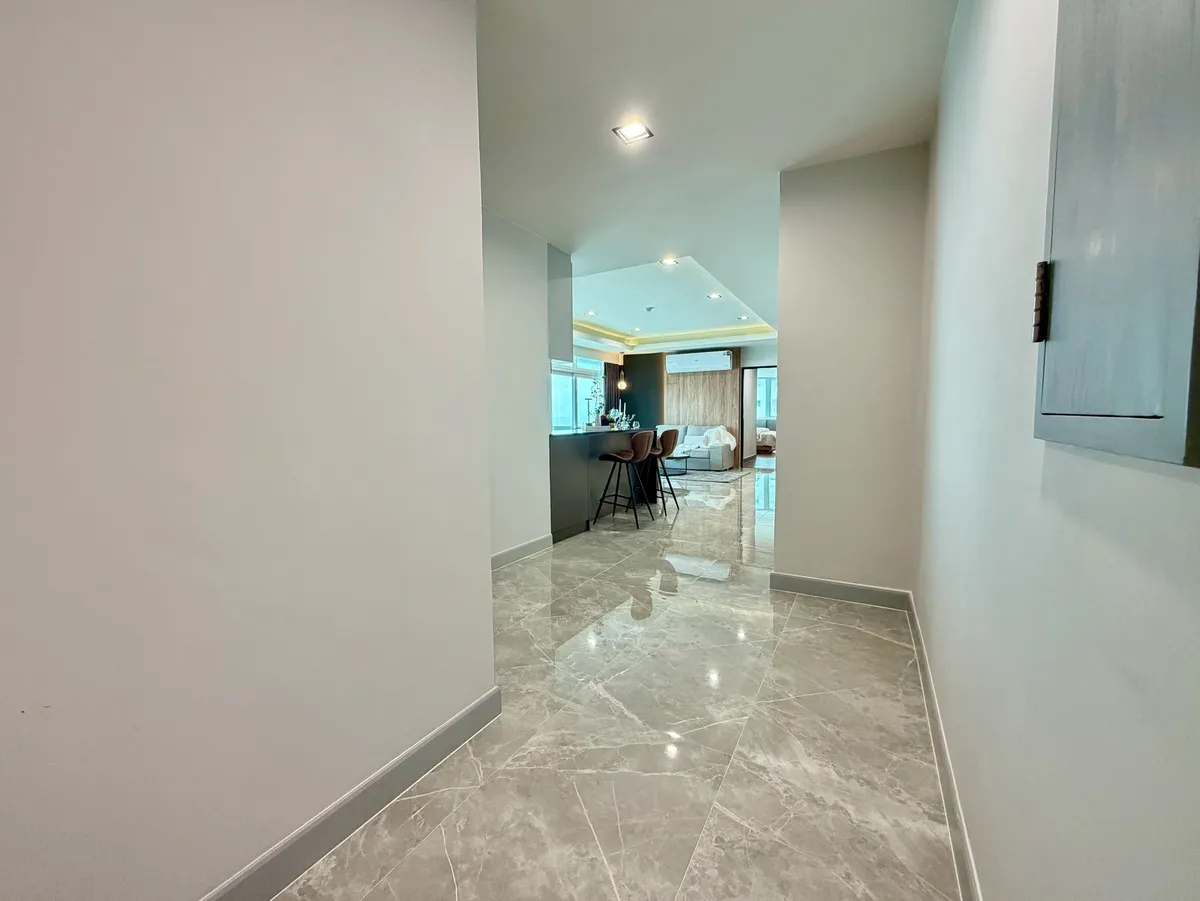 Jomtien Complex photo 19