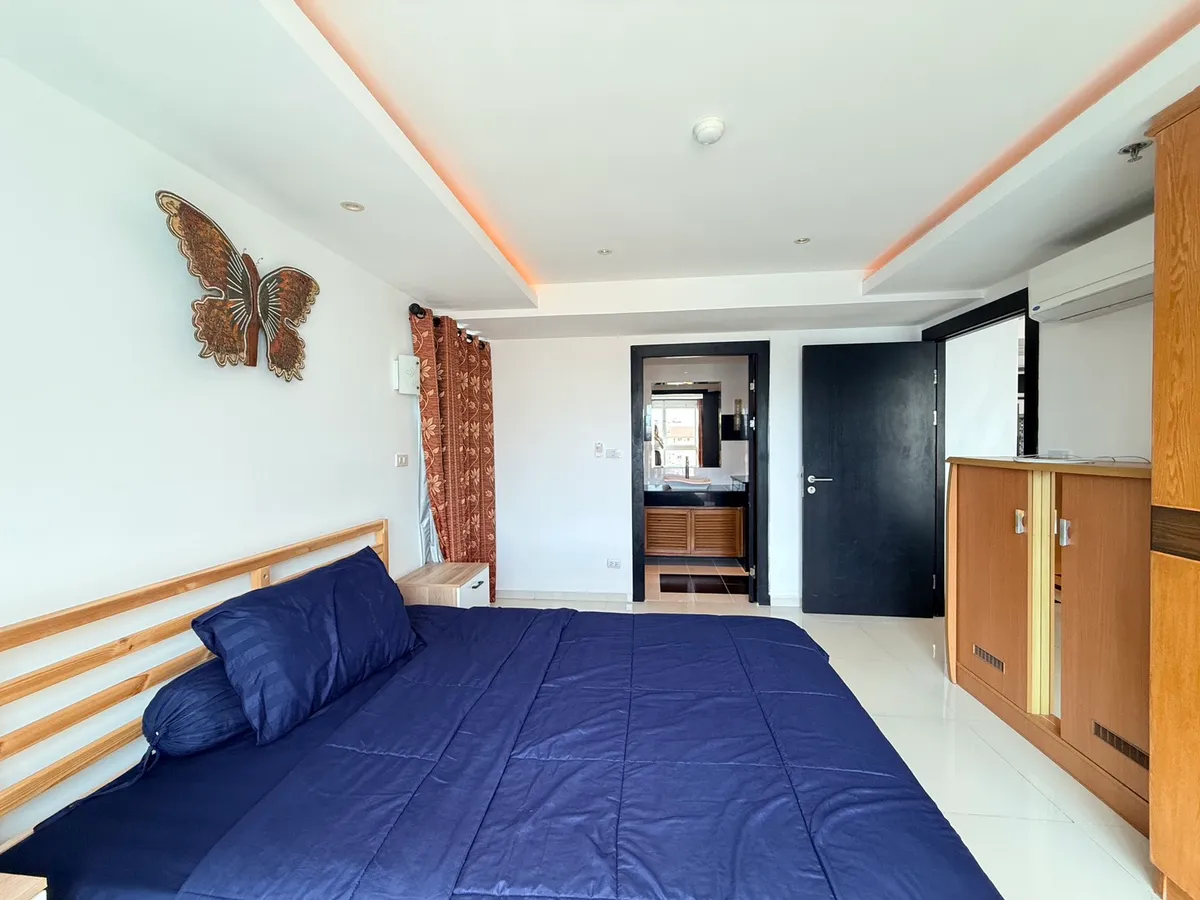 Large City View 1 Bed 1 Bath Condo In Central Pattaya photo 12