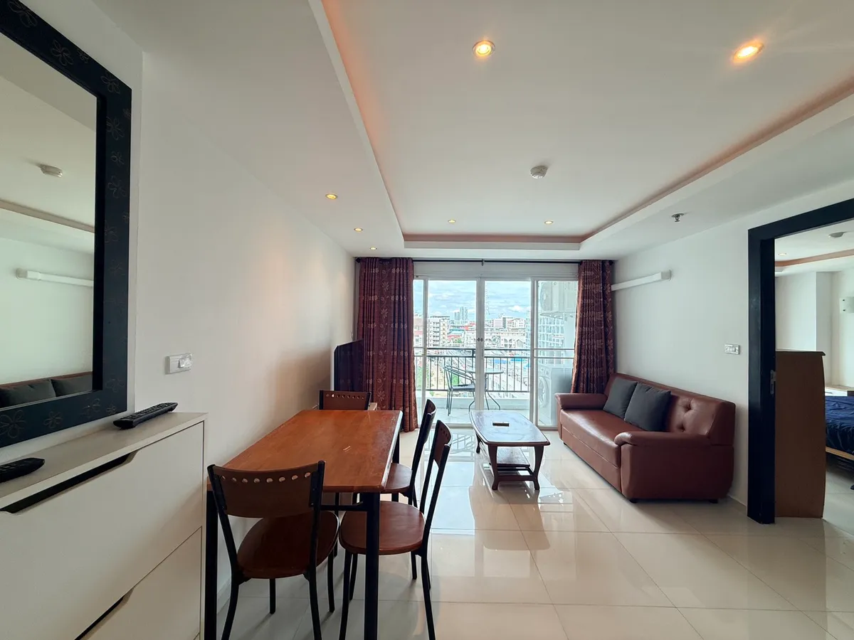 Large City View 1 Bed 1 Bath Condo In Central Pattaya photo 8