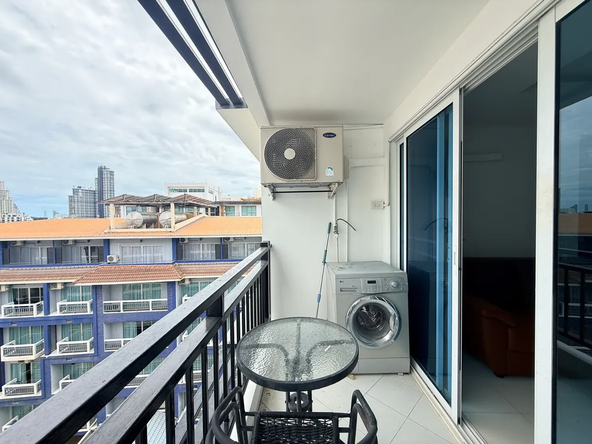 Large City View 1 Bed 1 Bath Condo In Central Pattaya photo 14