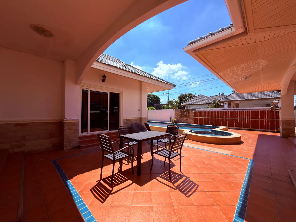 5 Bed 4 Bath House with Private Pool For Rent in Soi Siam Country Club photo 11