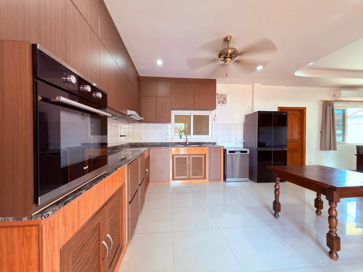 5 Bed 4 Bath House with Private Pool For Rent in Soi Siam Country Club photo 18
