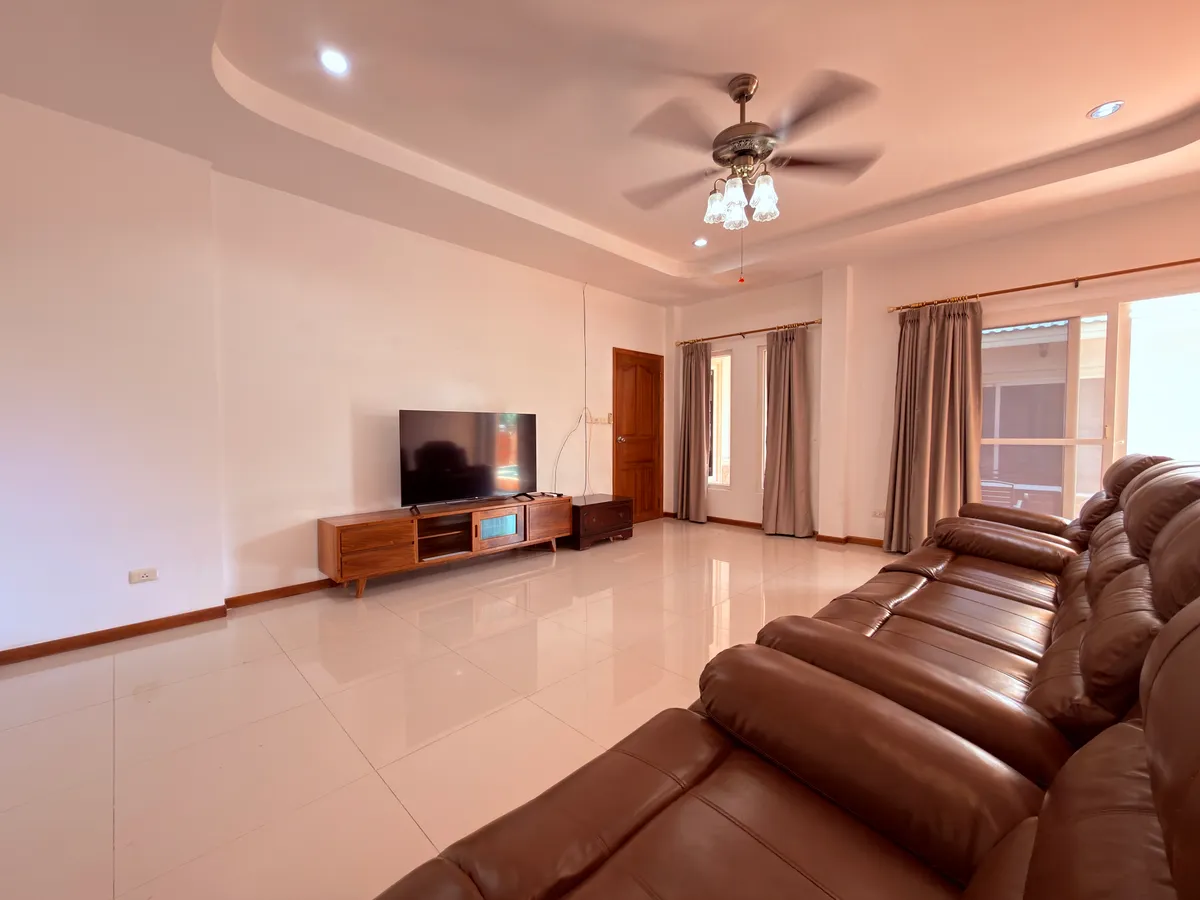 5 Bed 4 Bath House with Private Pool For Rent in Soi Siam Country Club photo 13