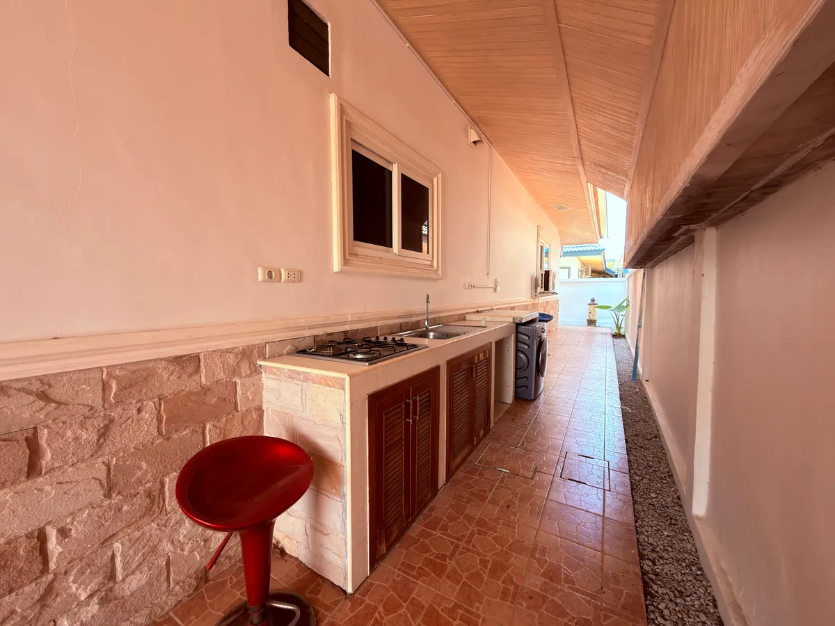 5 Bed 4 Bath House with Private Pool For Rent in Soi Siam Country Club photo 9