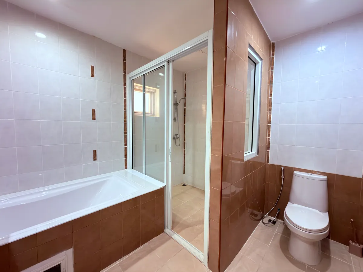 5 Bed 4 Bath House with Private Pool For Rent in Soi Siam Country Club photo 22