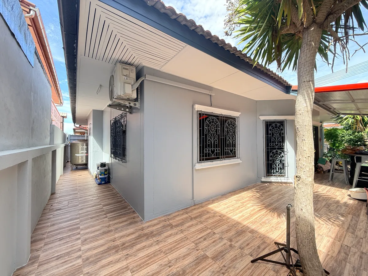 3 Bedrooms and 2 bathrooms for rent
