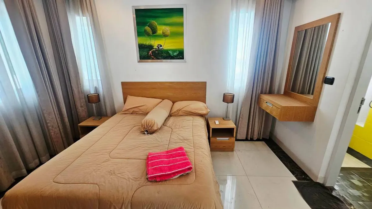 3 Bedroom 4 Bedroom house with private pool photo 18