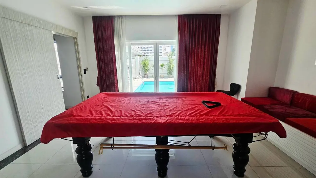 3 Bedroom 4 Bedroom house with private pool photo 20