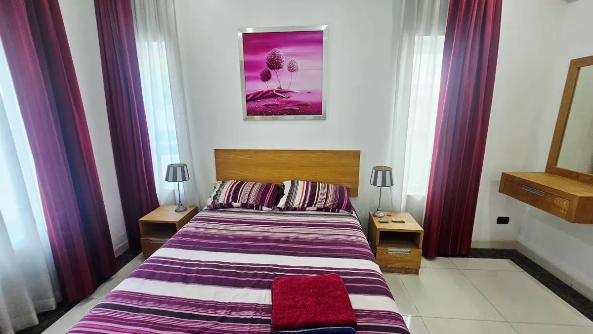 3 Bedroom 4 Bedroom house with private pool photo 23