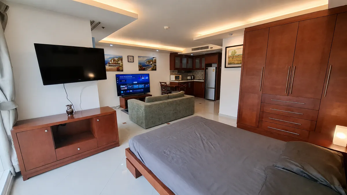 Spacious 40 Sqm Studio for Rent at City Garden Pattaya photo 2