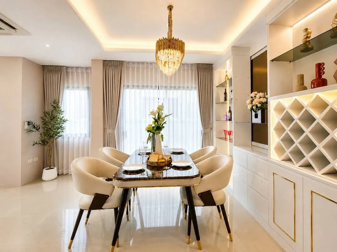 4 Bedrooms House For Rent In East Pattaya photo 12
