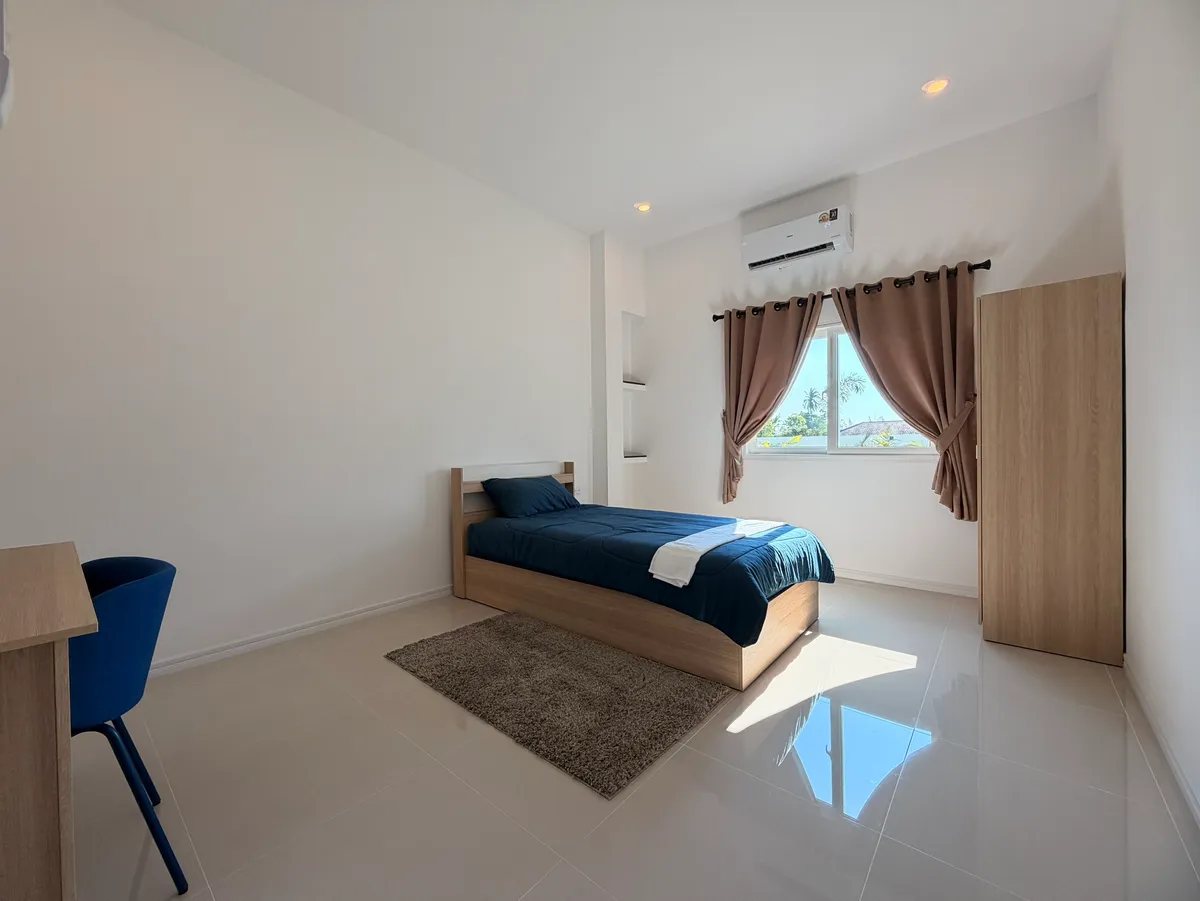 Brand New Modern Villa 3 bedrooms 2 bathrooms in Pong – Near Mabprachan Lake for SALE photo 5
