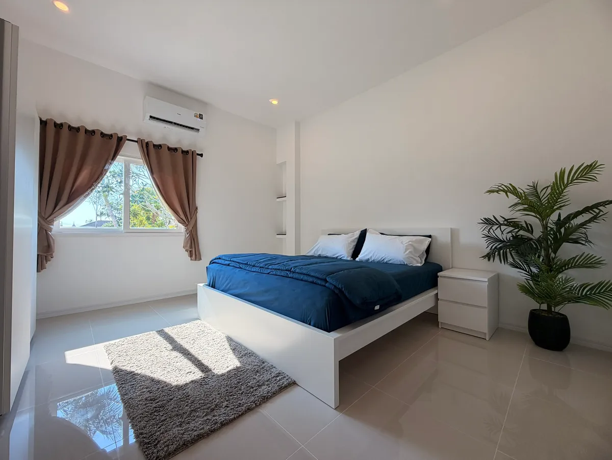 Brand New Modern Villa 3 bedrooms 2 bathrooms in Pong – Near Mabprachan Lake for SALE photo 6