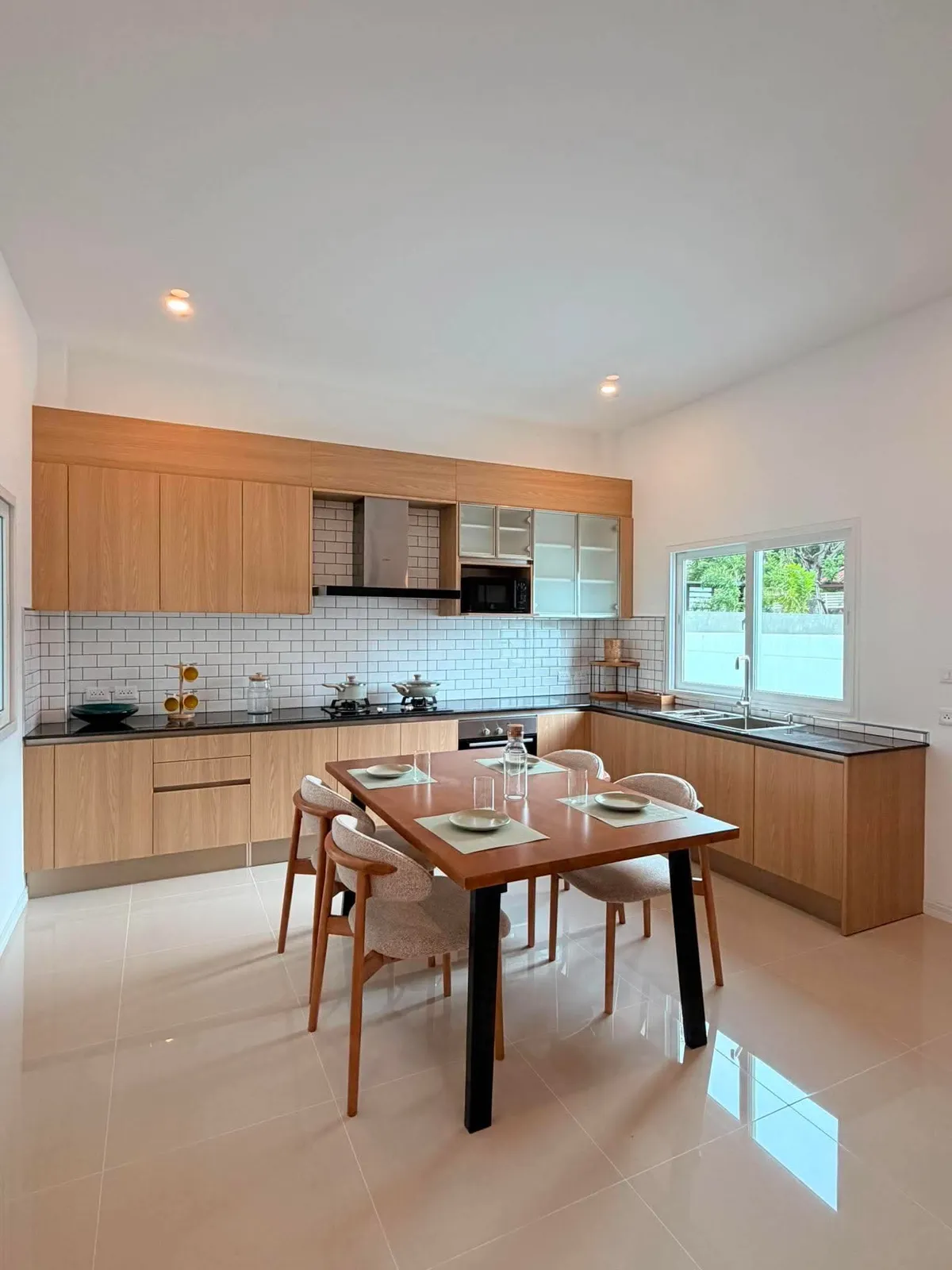 Brand New Modern Villa 3 bedrooms 2 bathrooms in Pong – Near Mabprachan Lake for SALE photo 9