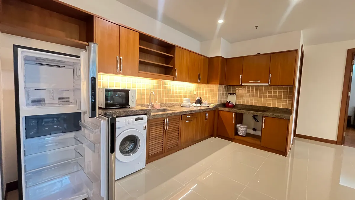 2 Bedrooms 3 Bathrooms in South Pattaya photo 3