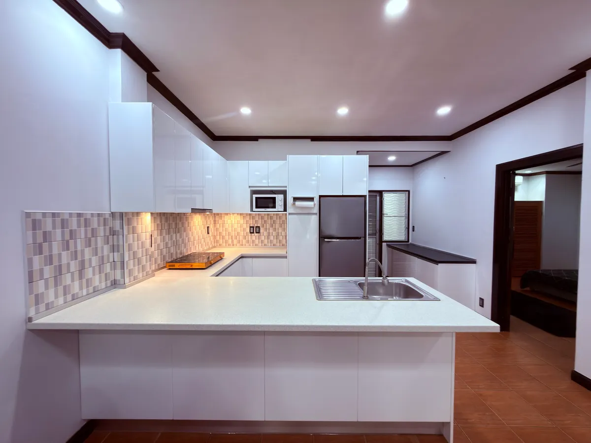 Bright & Spacious Renovated 2 Bedroom 1 Bathroom 81 SQM For Sale in Jomtien photo 7