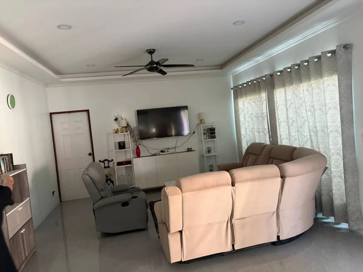 3 Bedroom 2 Bathroom Pool Villa in Siam Executive Estate photo 5