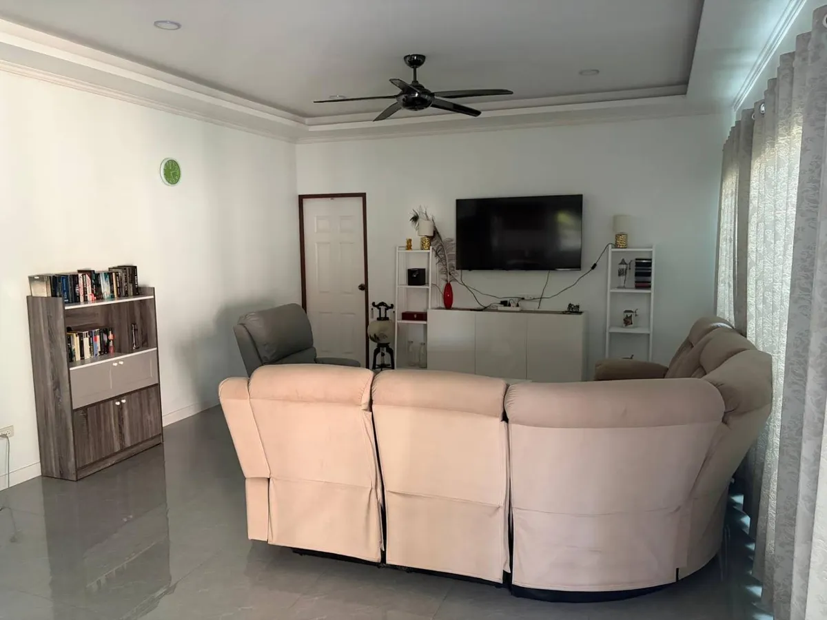 3 Bedroom 2 Bathroom Pool Villa in Siam Executive Estate photo 4