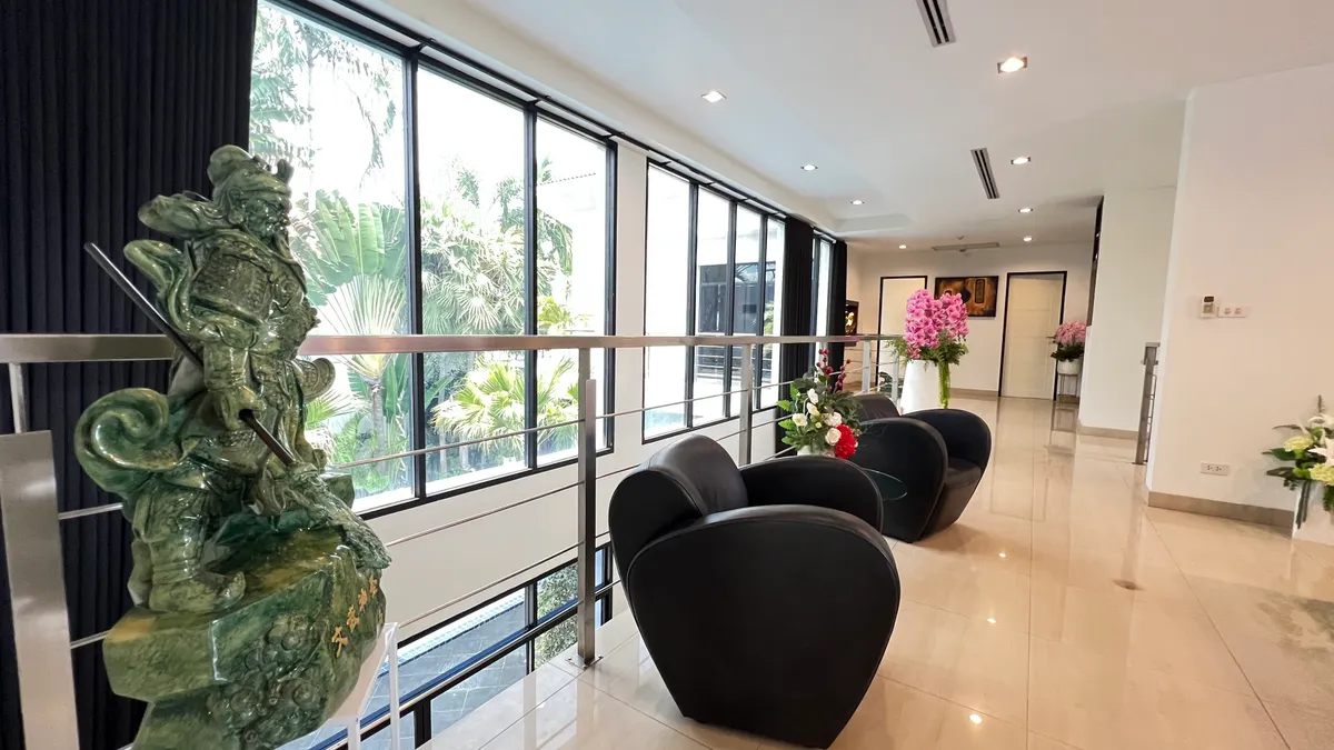LUXURY 2-STOREY PRIVATE POOL VILLA FOR SALE 2-storey private pool villa 8 Bedrooms in South pattaya photo 10