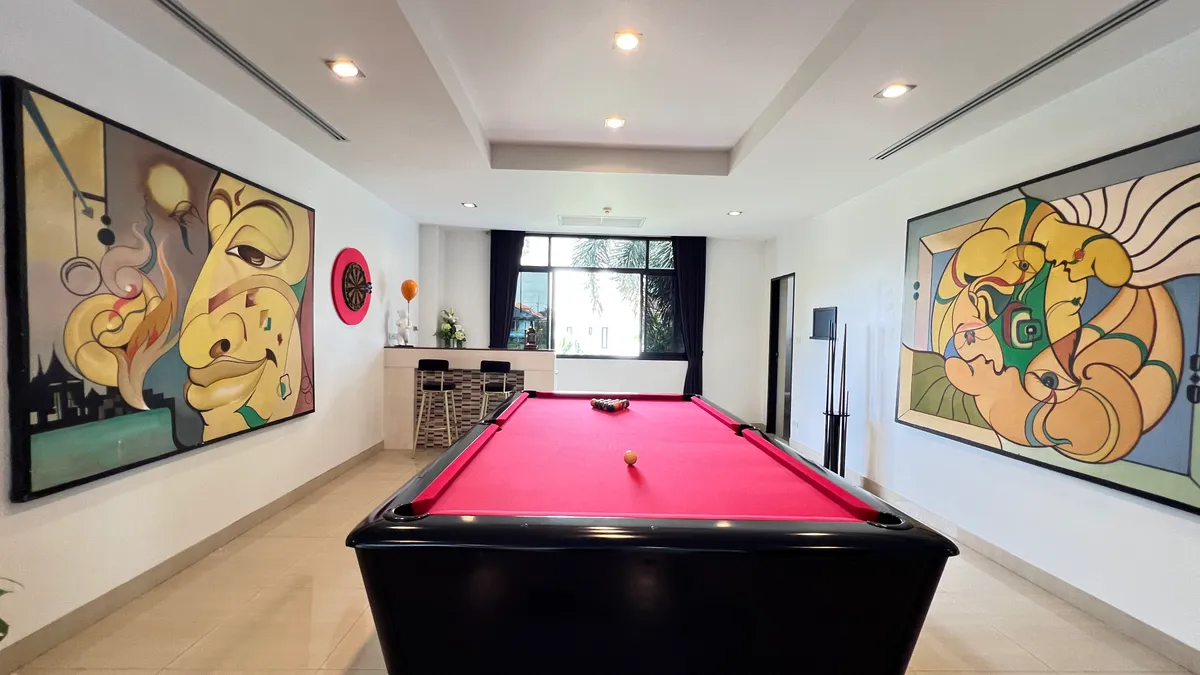 LUXURY 2-STOREY PRIVATE POOL VILLA FOR SALE 2-storey private pool villa 8 Bedrooms in South pattaya photo 9