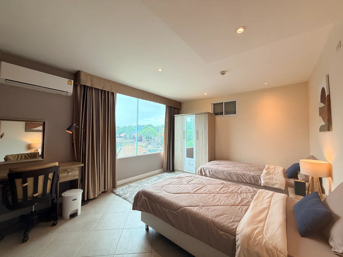 3 Bedroom 3 Bathroom in Pratumnak hill photo 18