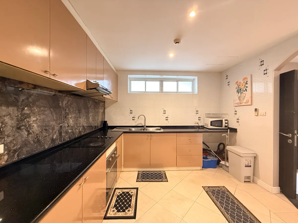 3 Bedroom 3 Bathroom in Pratumnak hill photo 7