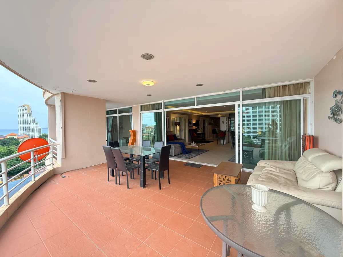 3 Bedroom 3 Bathroom in Pratumnak hill photo 21