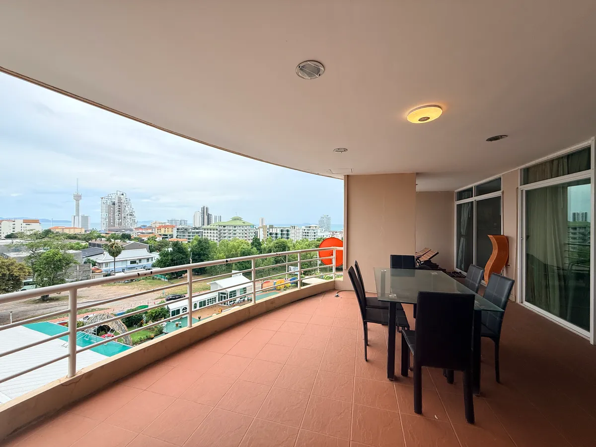 3 Bedroom 3 Bathroom in Pratumnak hill photo 22