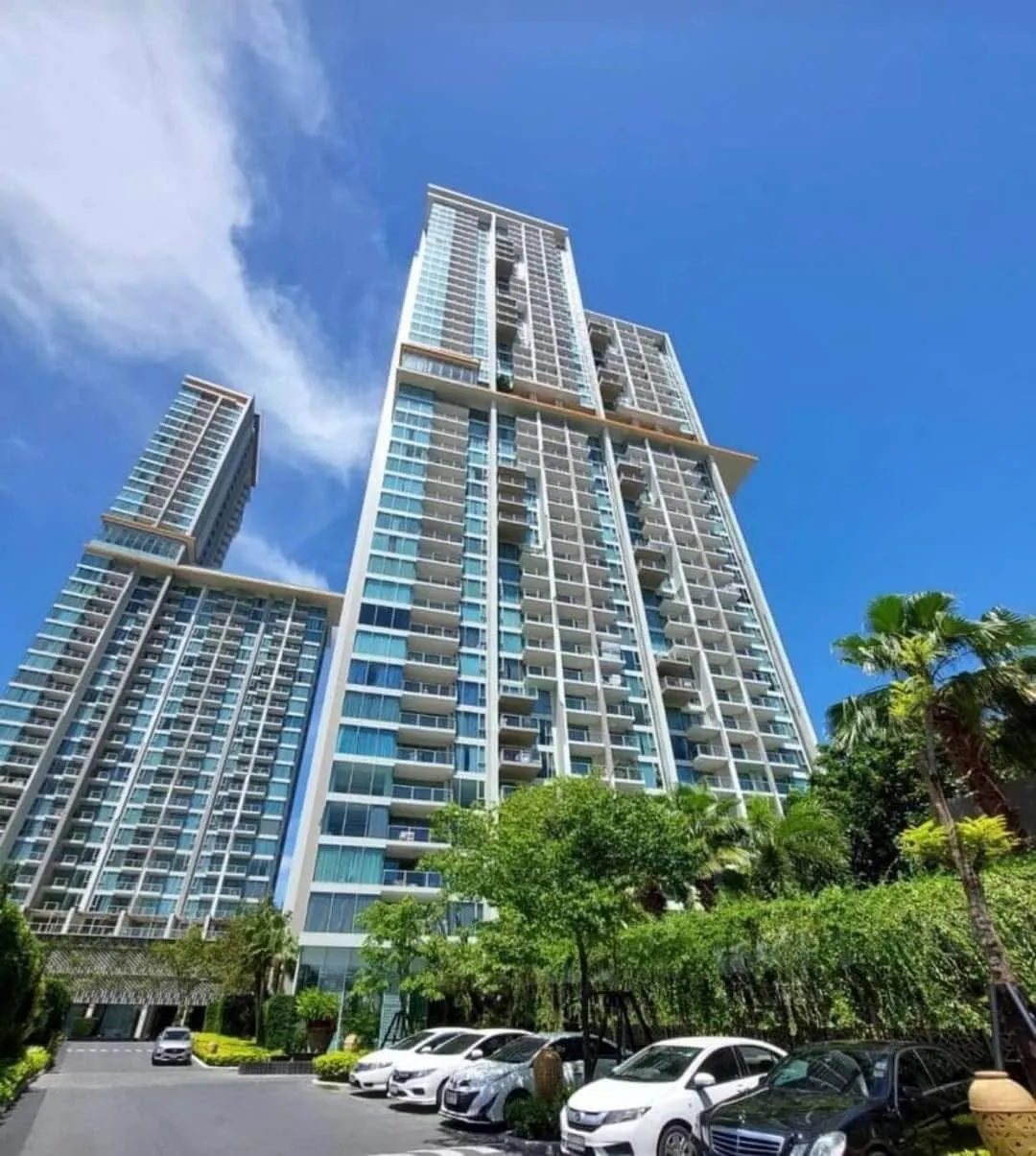 Ocean View Luxurious 2 Bedrooms For Sale and rent In Wongamat Beach