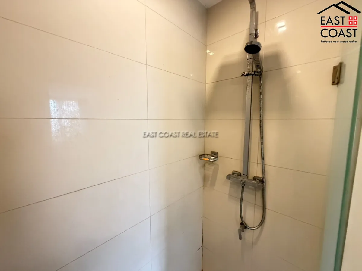Garden View Corner 1 Bed 1 Bath Condo For Sale In Pattaya City! photo 7
