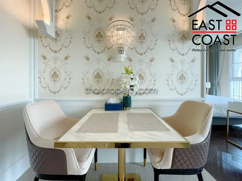 Grand Florida Beachfront Condo Resort Pattaya photo 12